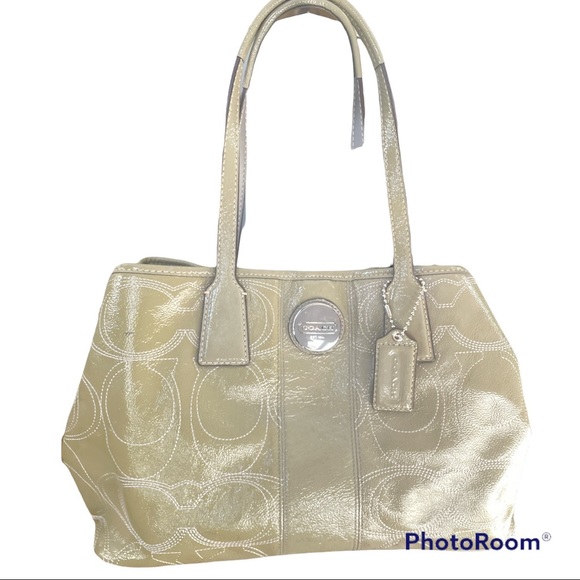 Coach Handbag - Picture 1 of 14